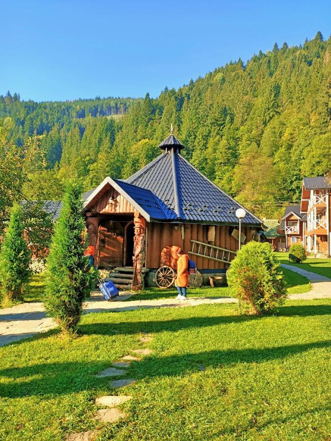 Gorycvit Hotel Verkhniy Yasenov Bagian luar foto