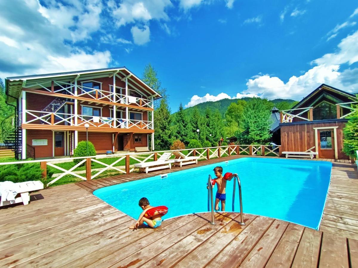 Gorycvit Hotel Verkhniy Yasenov Bagian luar foto