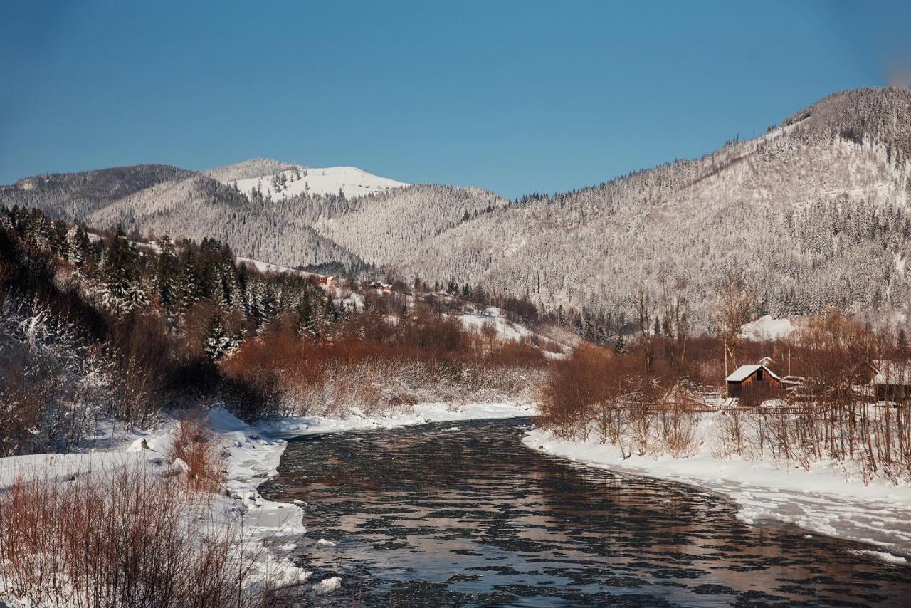 Gorycvit Hotel Verkhniy Yasenov Bagian luar foto