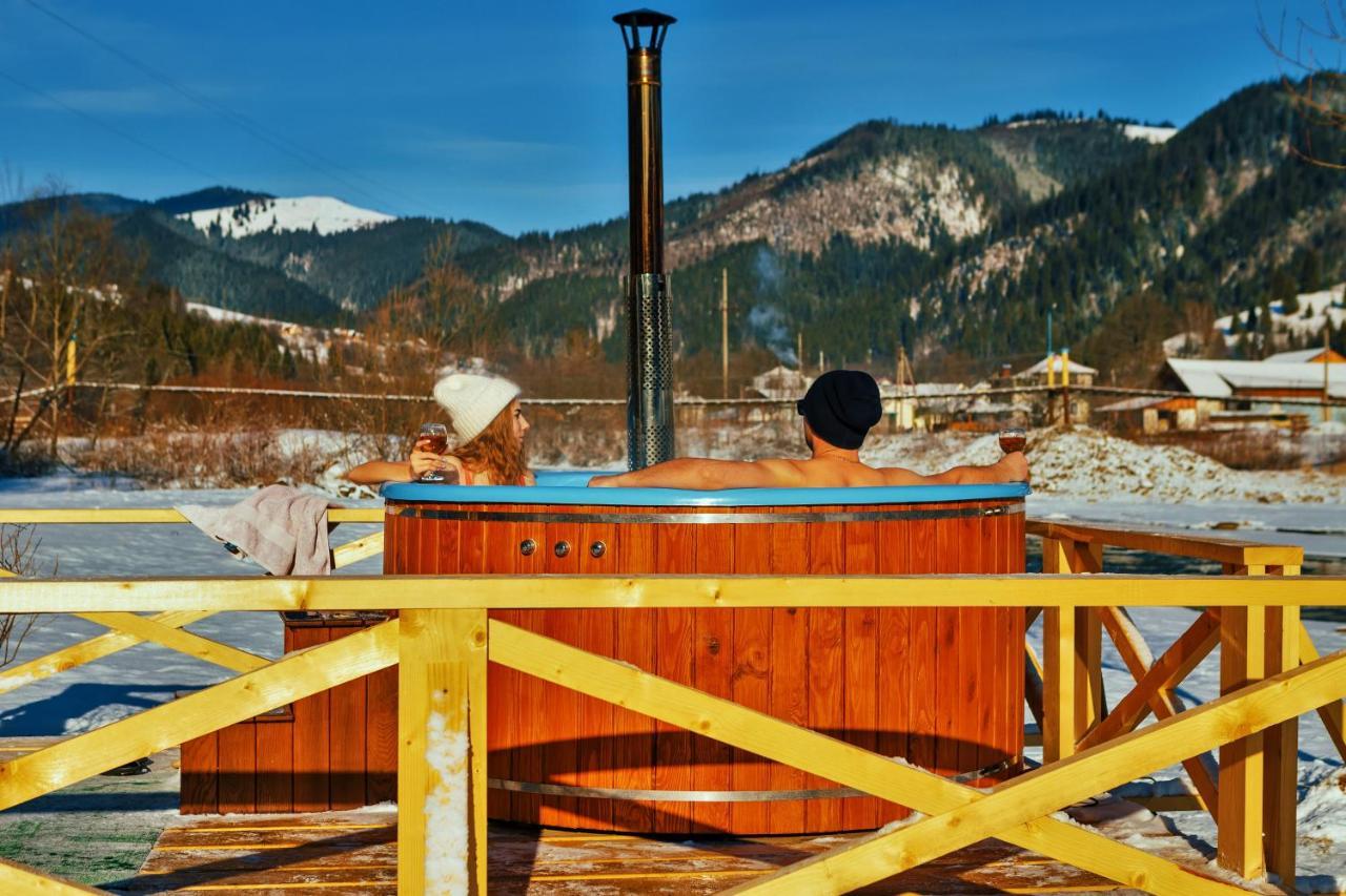 Gorycvit Hotel Verkhniy Yasenov Bagian luar foto