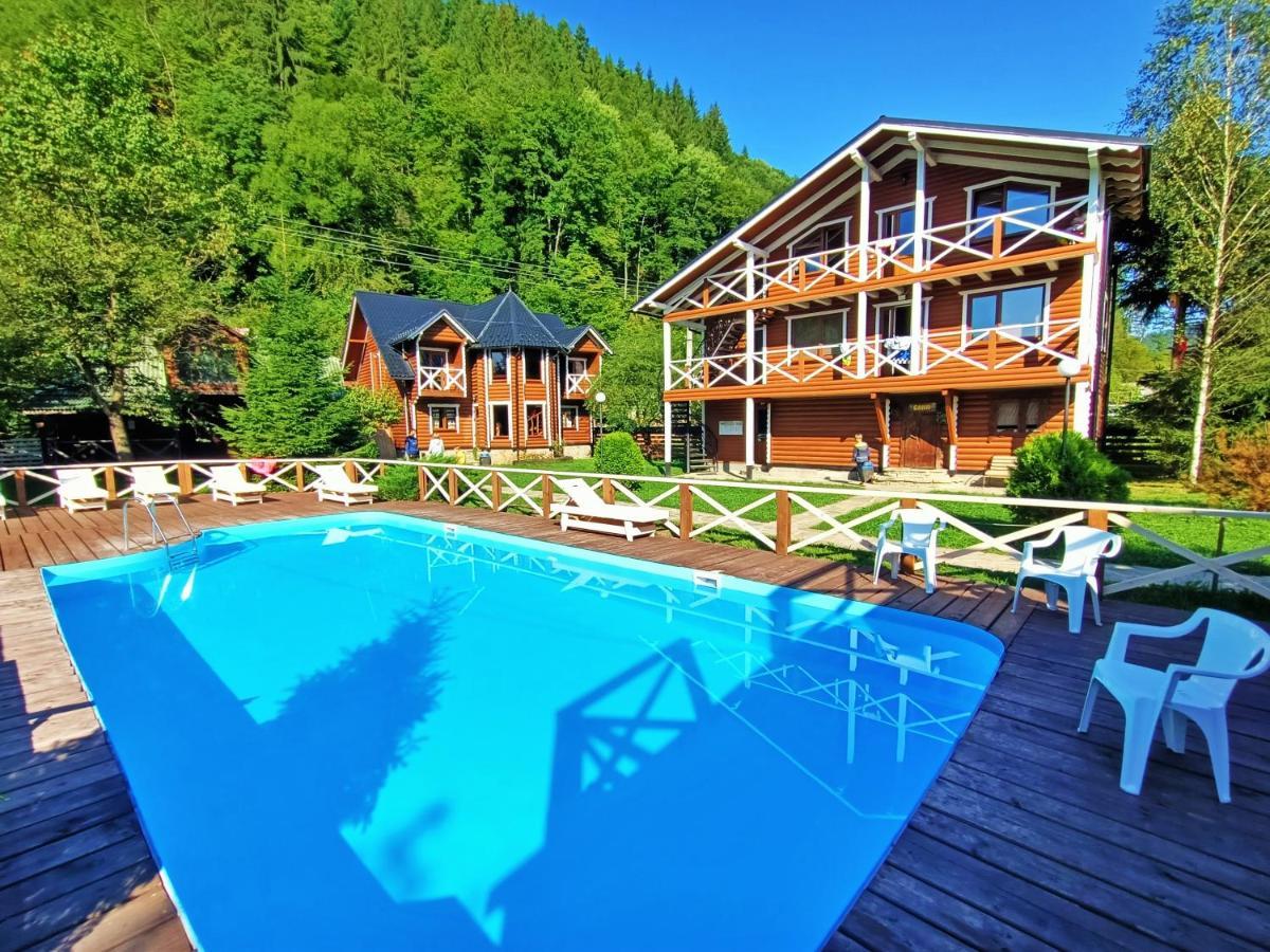 Gorycvit Hotel Verkhniy Yasenov Bagian luar foto