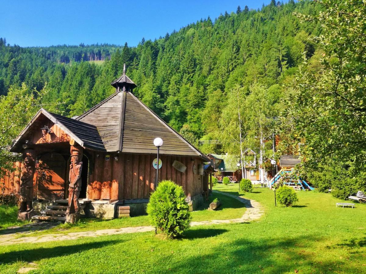 Gorycvit Hotel Verkhniy Yasenov Bagian luar foto